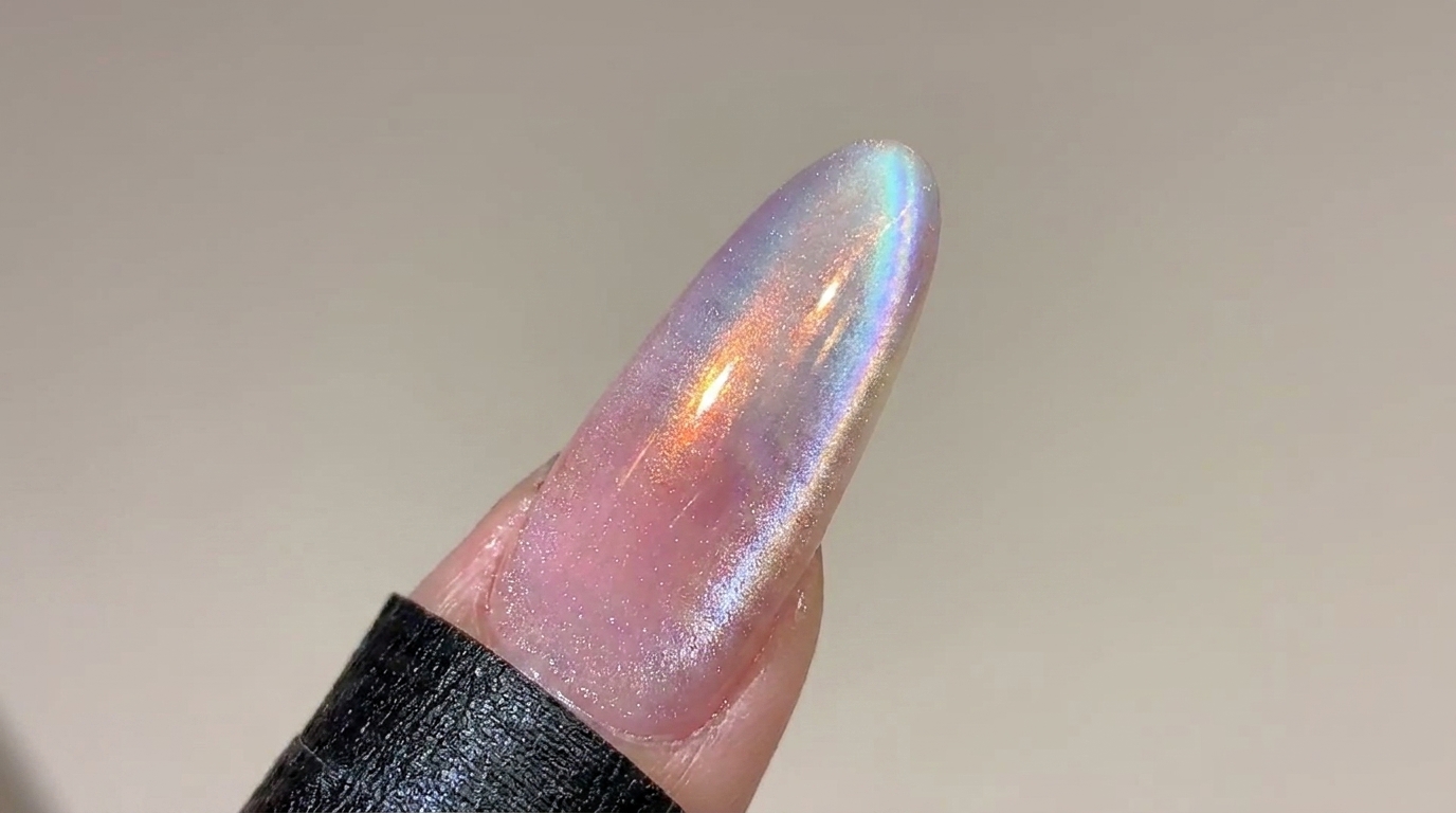 Ongles Effet Cat Eye Aurora : Tutoriel Sunset Glow