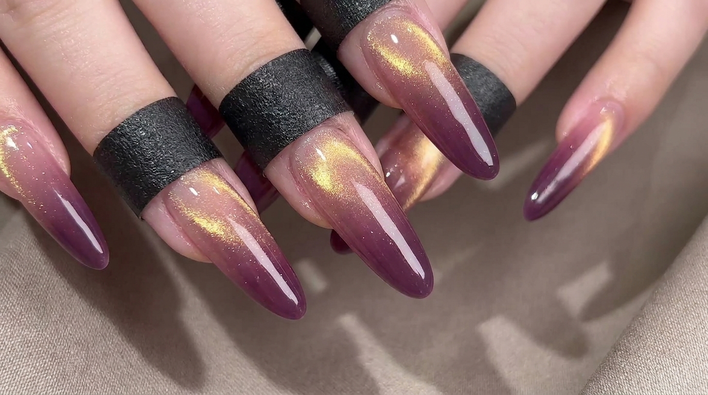Ongles Cat-Eye Dégradés Violet et Or — Tutoriel Étape par Étape