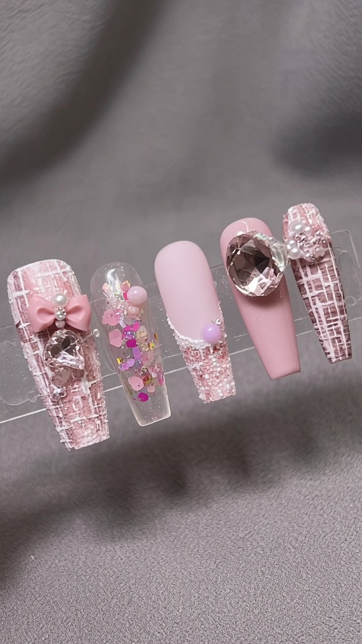 Tutoriel : Manucure Tweed Rose Automne-Hiver