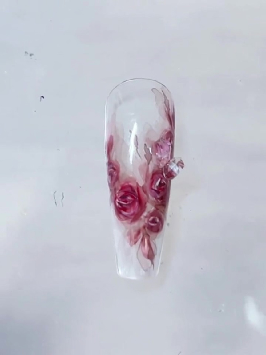 Tutoriel Nail Art : Roses Gothiques Sanglantes Peintes à la Main