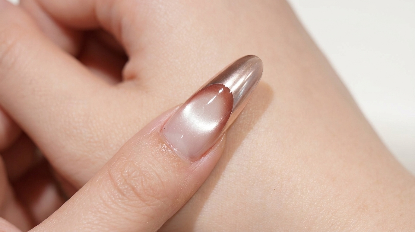 Ongles French Cat Eye Or Rose — Tutoriel Élégant Étape par Étape