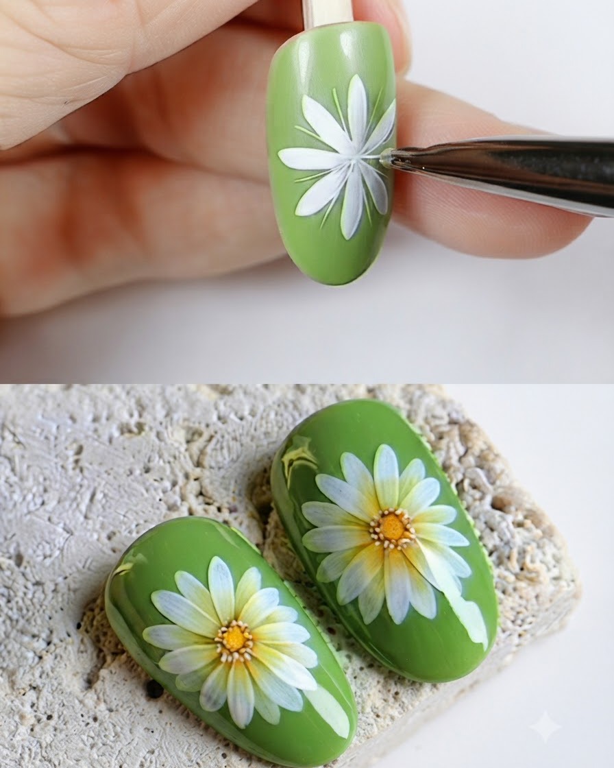 Un pot de gel de couleur jaune ouvert à côté dun ongle vert présentant une fleur de marguerite peinte.