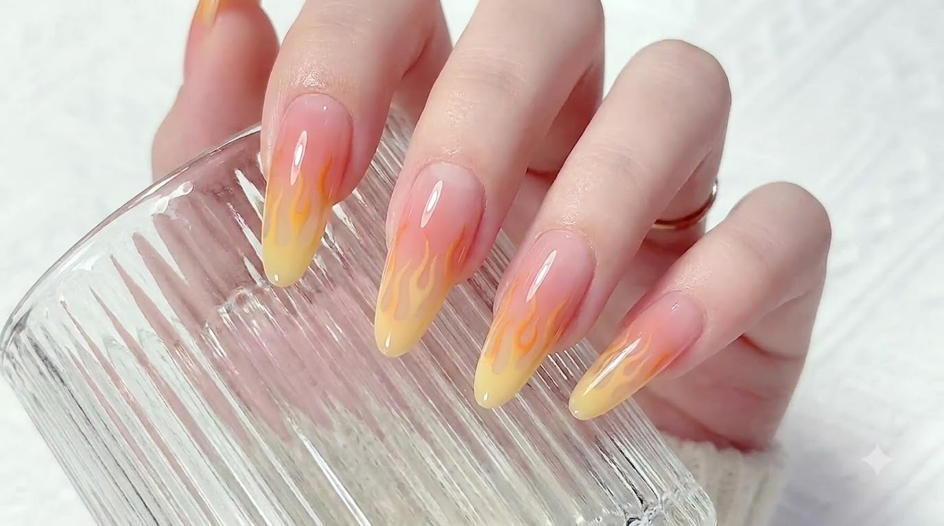 Ongles Ombré Sunset Glow et Détails de Flammes — Tutoriel Étape par Étape
