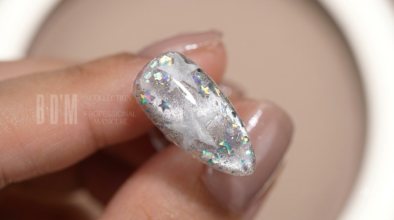 Ongles Effet Cat-Eye Aurora Étoilés Argentés — Tutoriel Céleste Étape par Étape